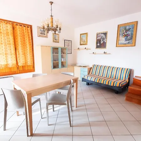 Сasa de vacaciones Ferienhaus In Mit Garten, Grill Und Terrasse Lido delle Nazioni